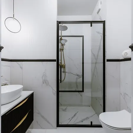 Arte Reduta 172-2 Faktura Vat Garaz Apartment