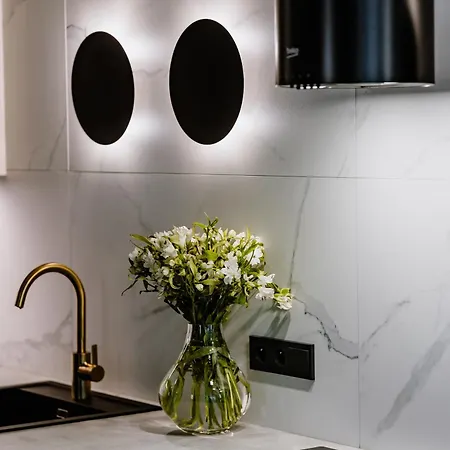 Arte - Reduta 172-2 - Garaż Faktura Vat Apartament